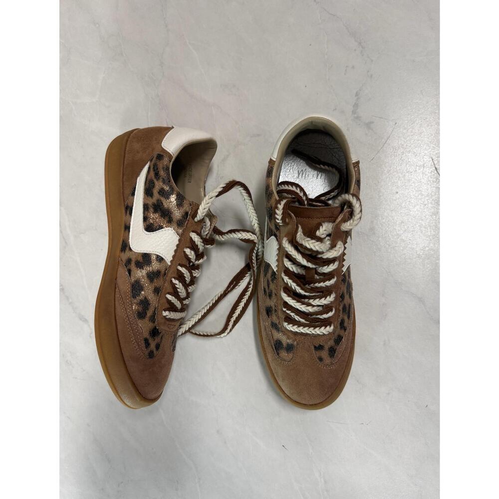 NEW MIIM women's lace up sneakers in coffee leopard